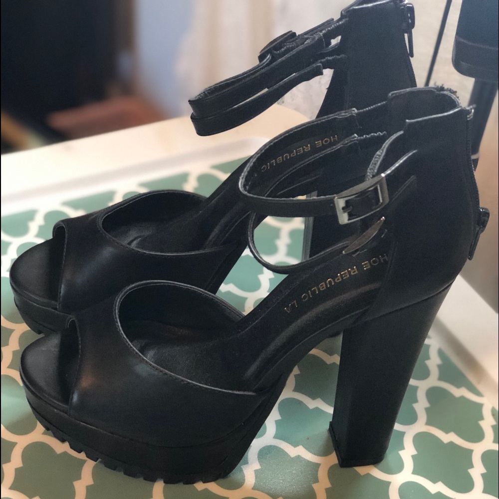 Shoe Republic Black Heels